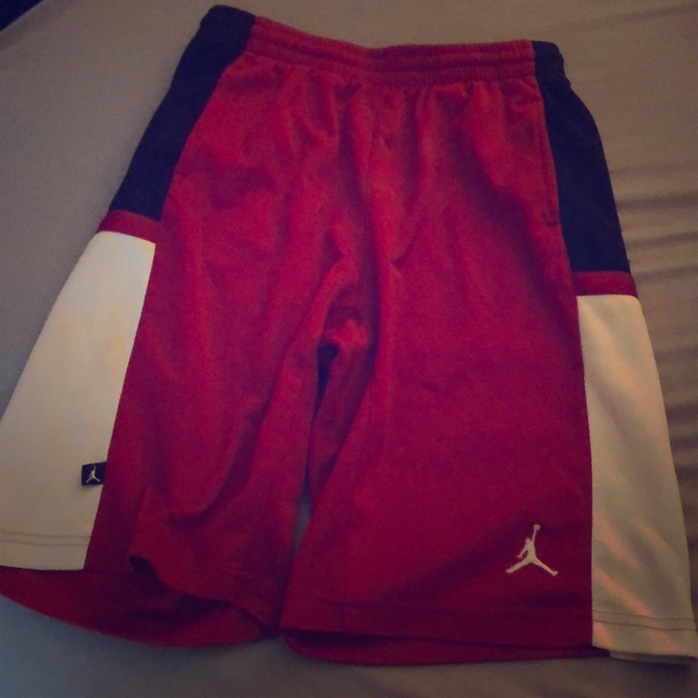 Jordan athletic shorts youth large